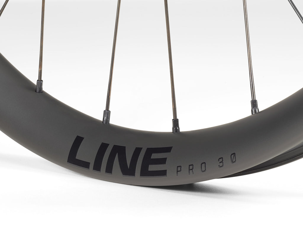 Ruota Bontrager Line Pro 30 TLR Boost 27.5 MTB